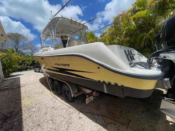 2005 Hydra-Sports 3300 VX - 20