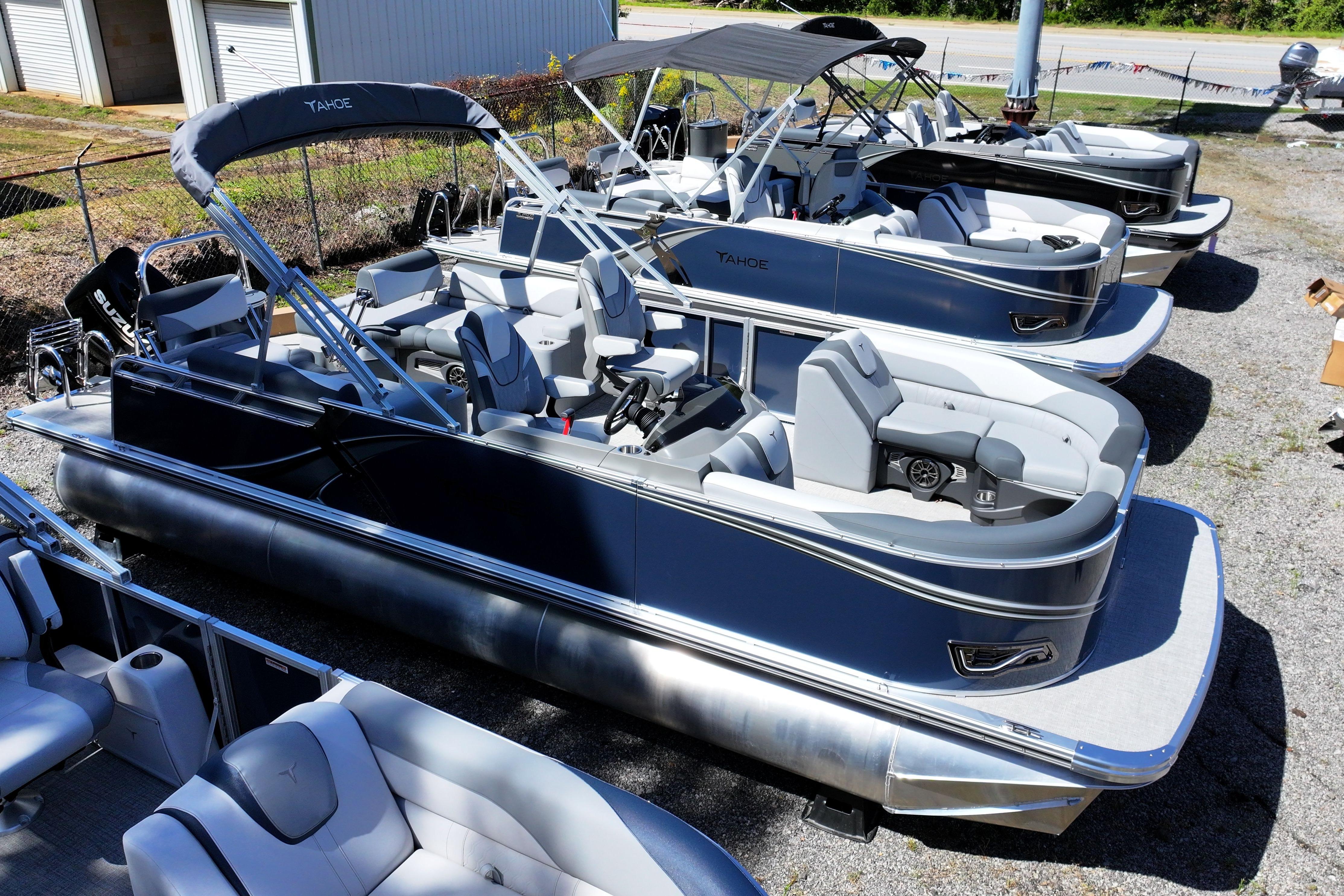 2026 Tahoe Pontoon LTZ Quad Lounger Shift
