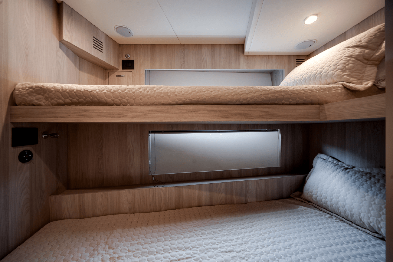 2026 Azimut Fly 78 - Image 77