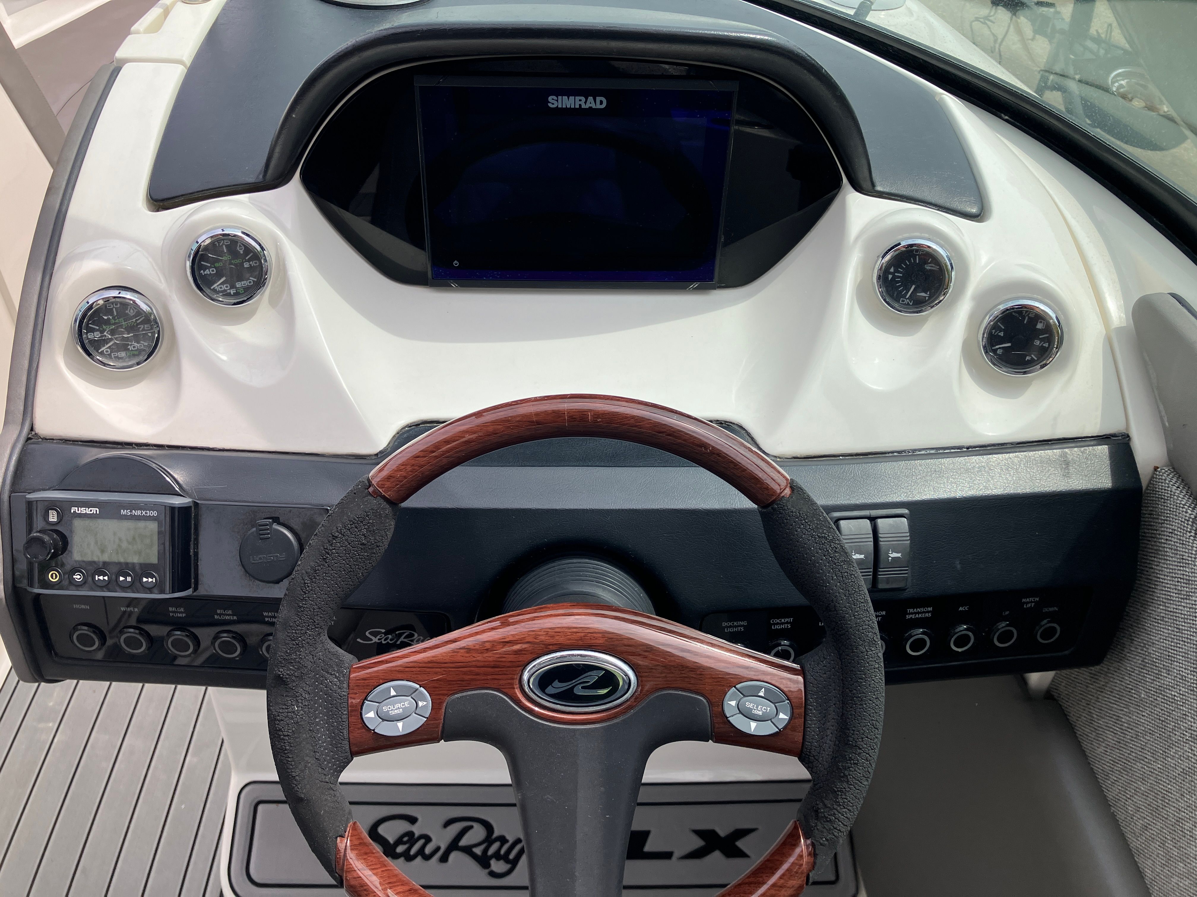 2008 Sea Ray 270 SLX - 23