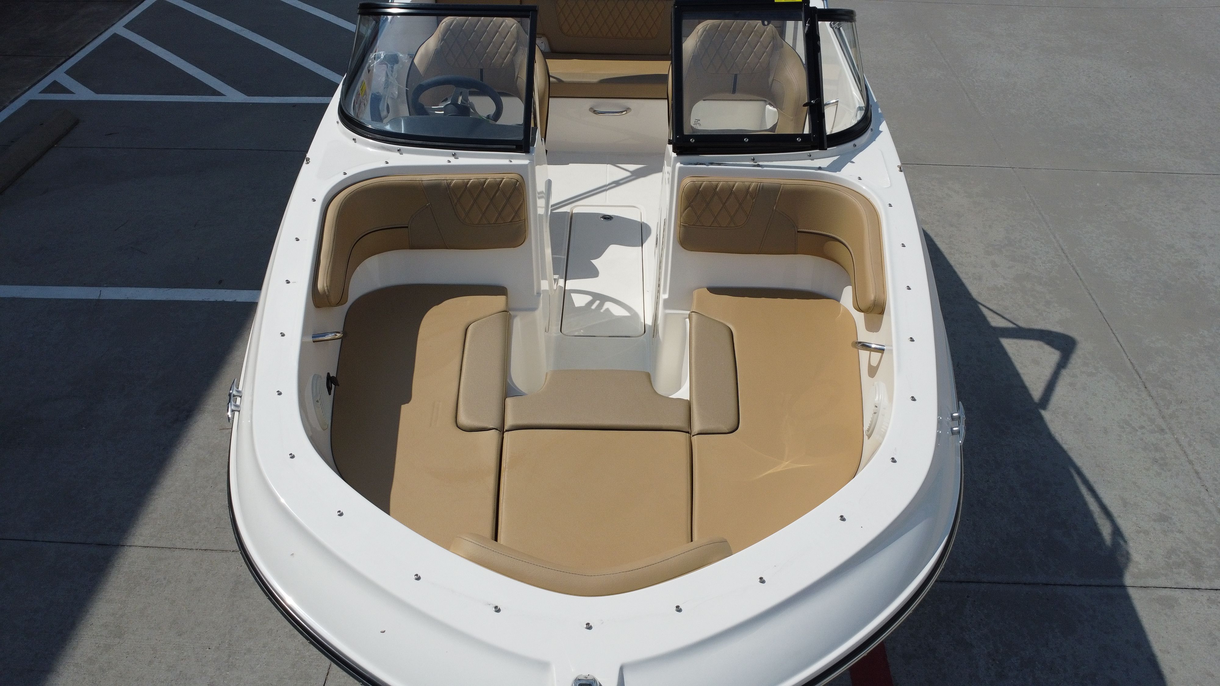2024 Bayliner VR4 - 20
