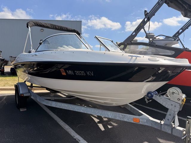 2011 Bayliner 184SF - 22