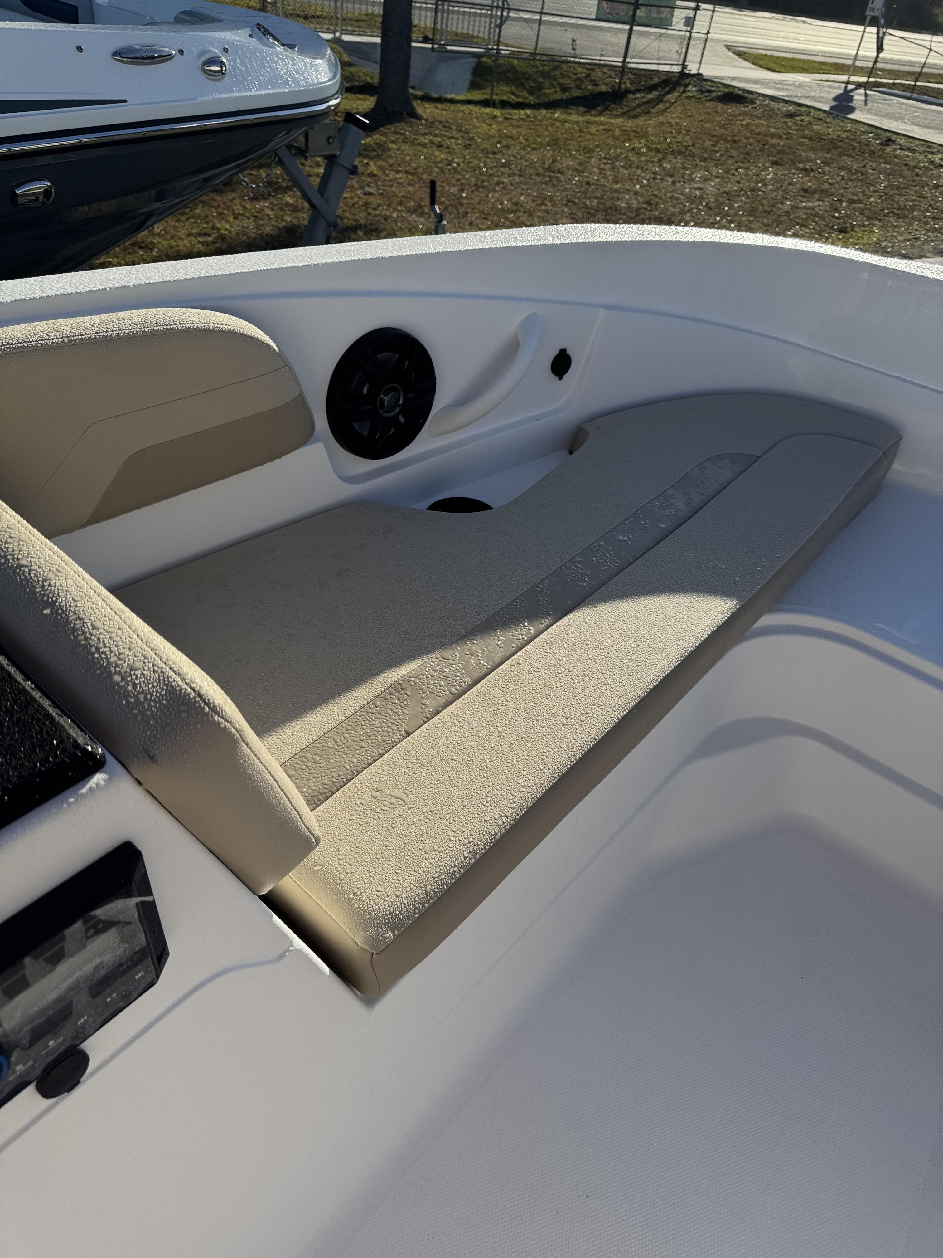 2026 Hurricane SS 185 - 13