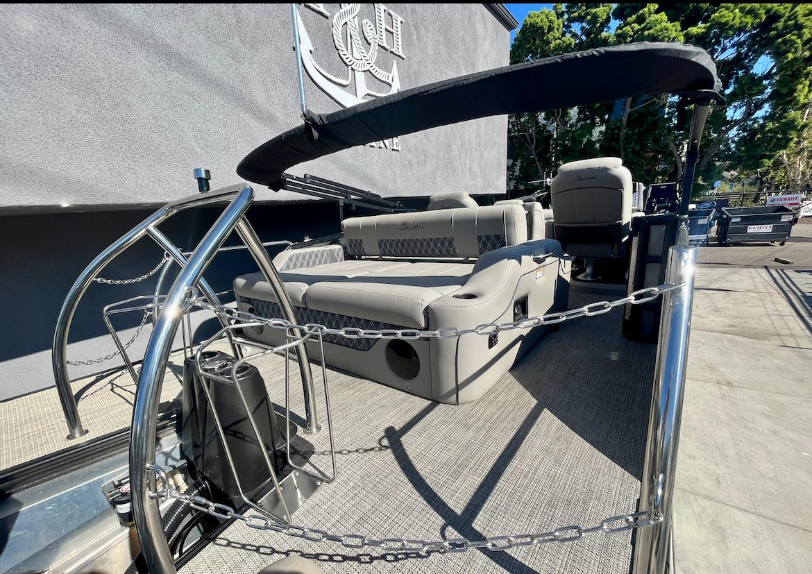 2025 Barletta Lusso 23UC pontoon boat with luxurious seating and sleek design.