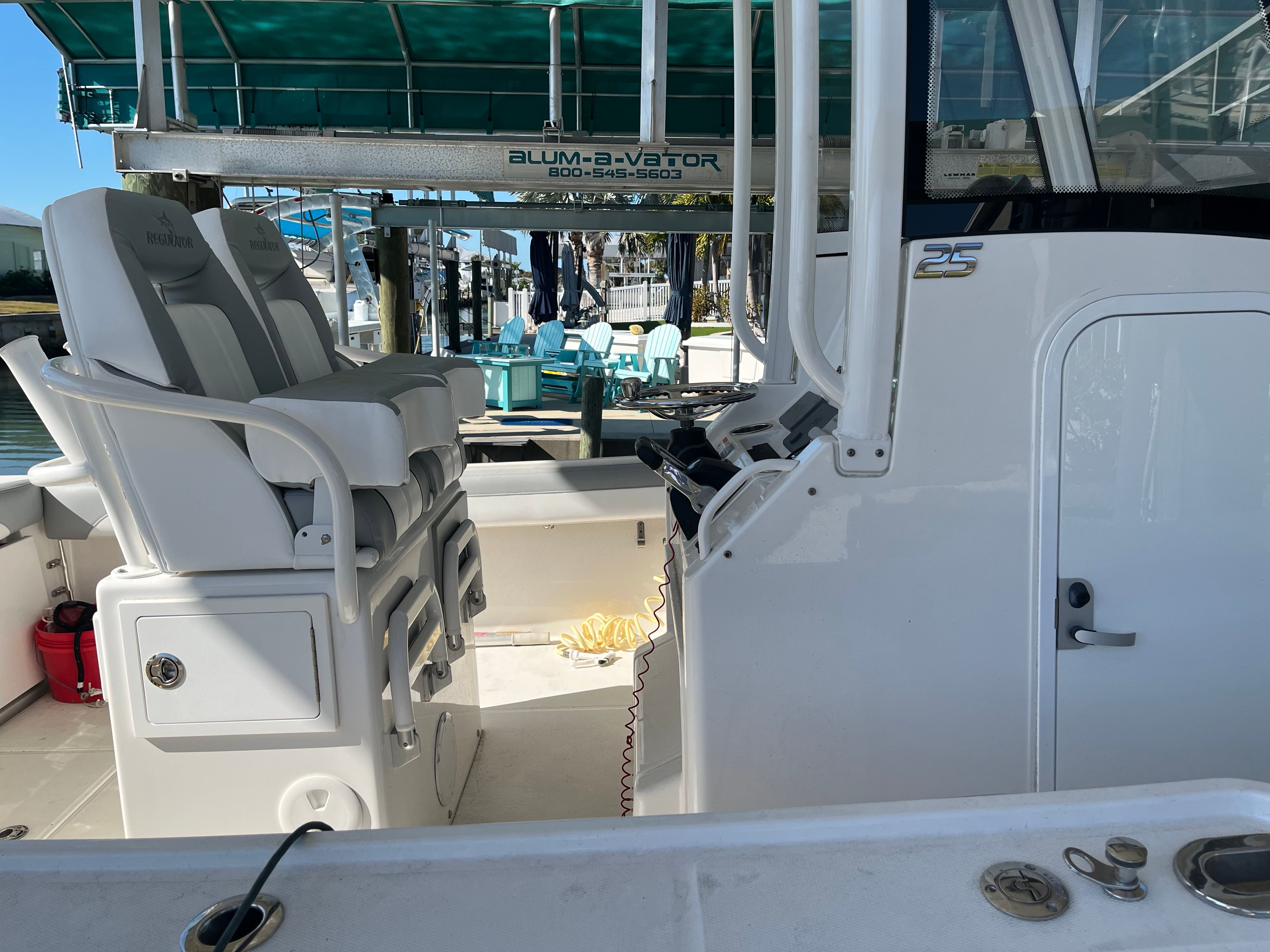 2020 Regulator Center Console - 9