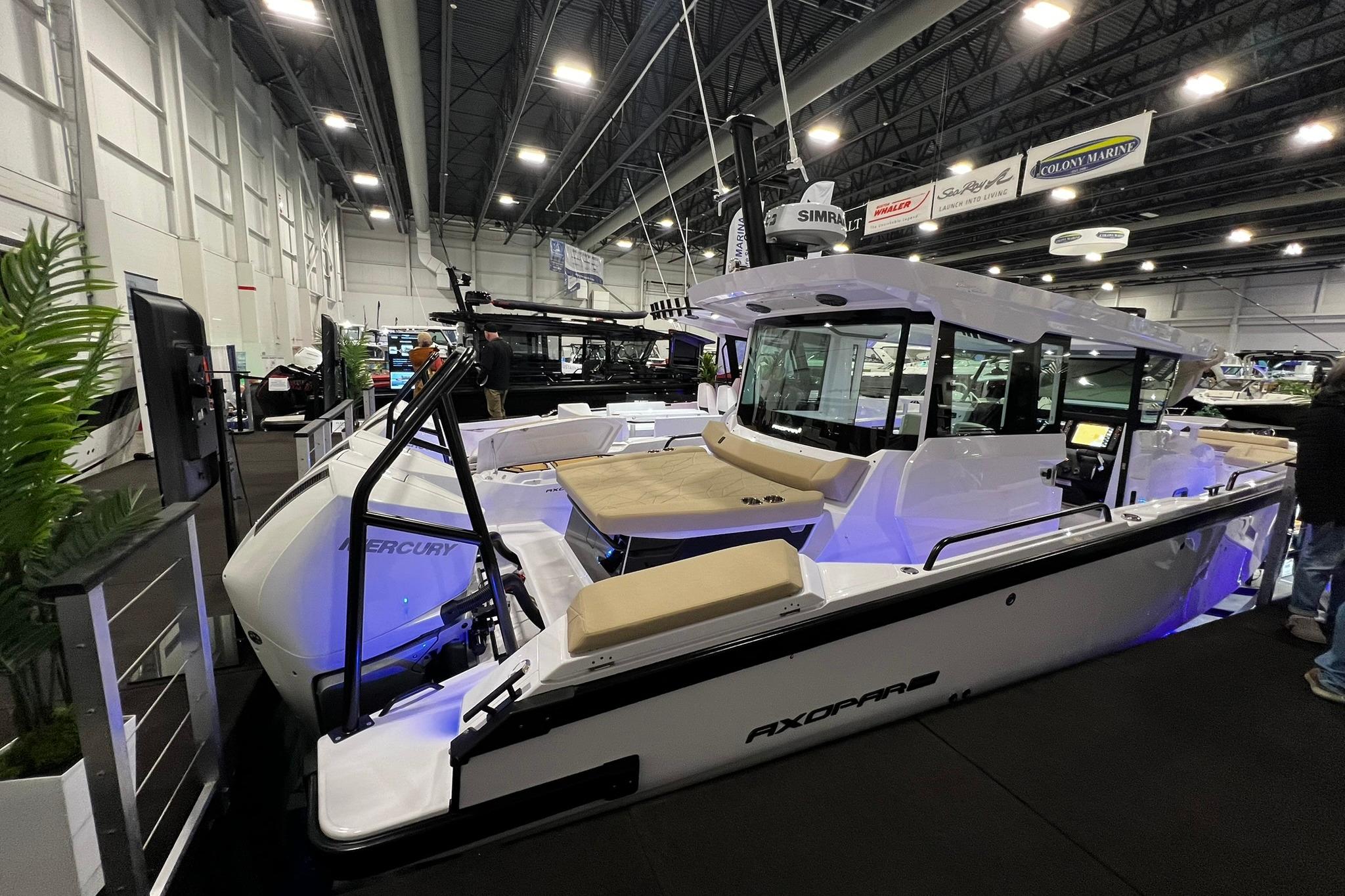 2026 Axopar 29 XC Cross Cabin