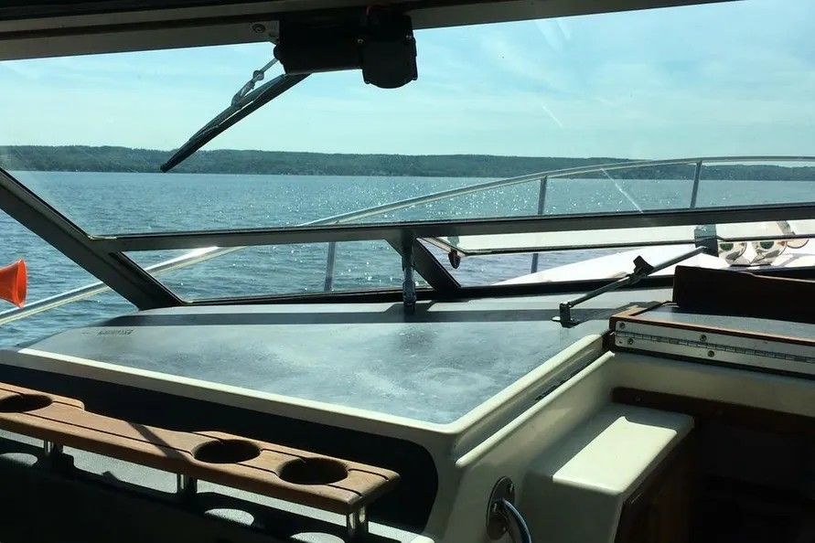 1977 Sea Ray Weekender - 11