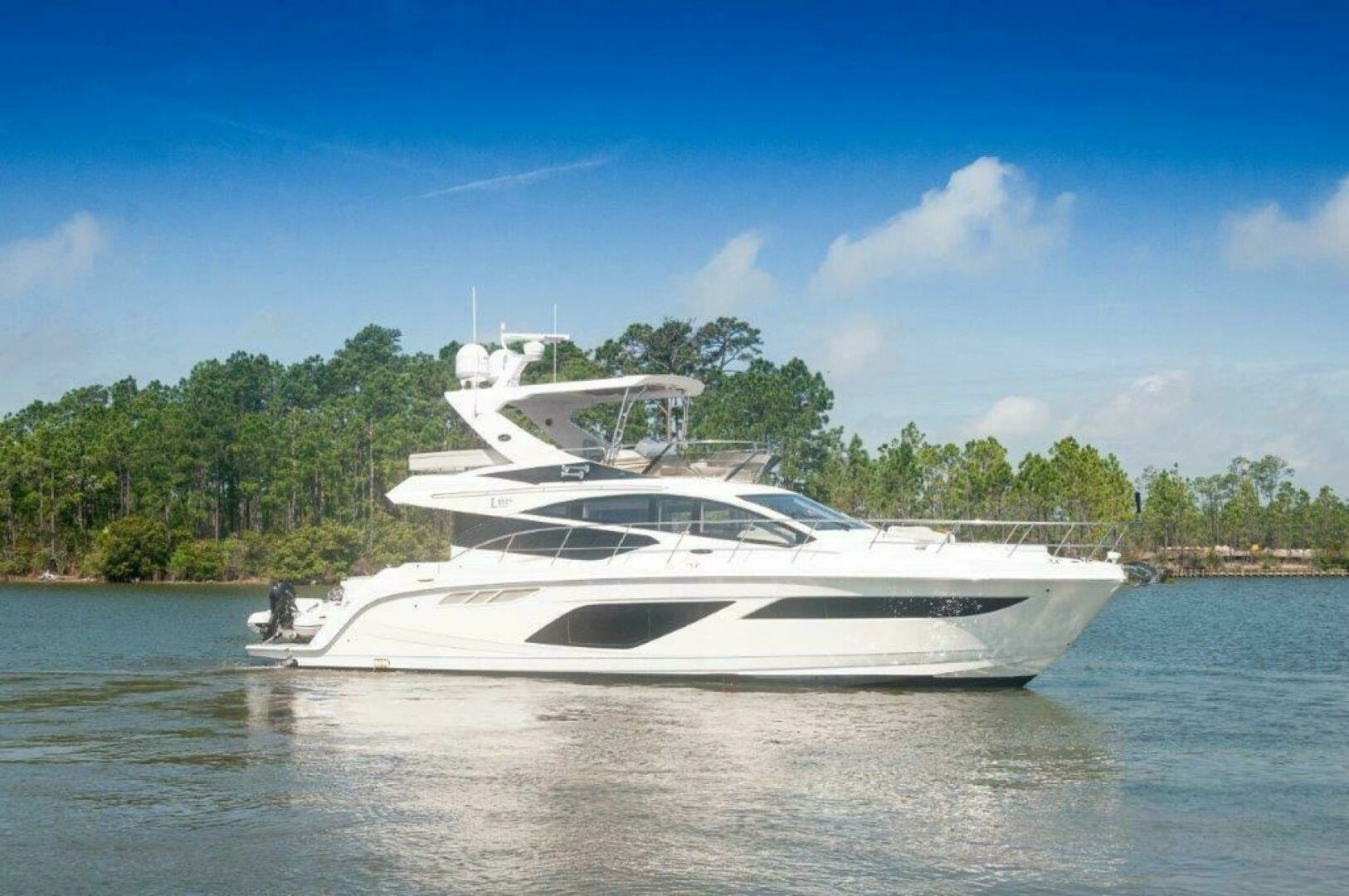 2018 Sea Ray L550 Flybridge - Image 52