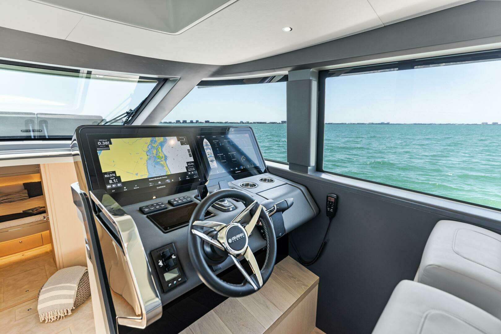 2026 Scout 670 LXS - Image 32