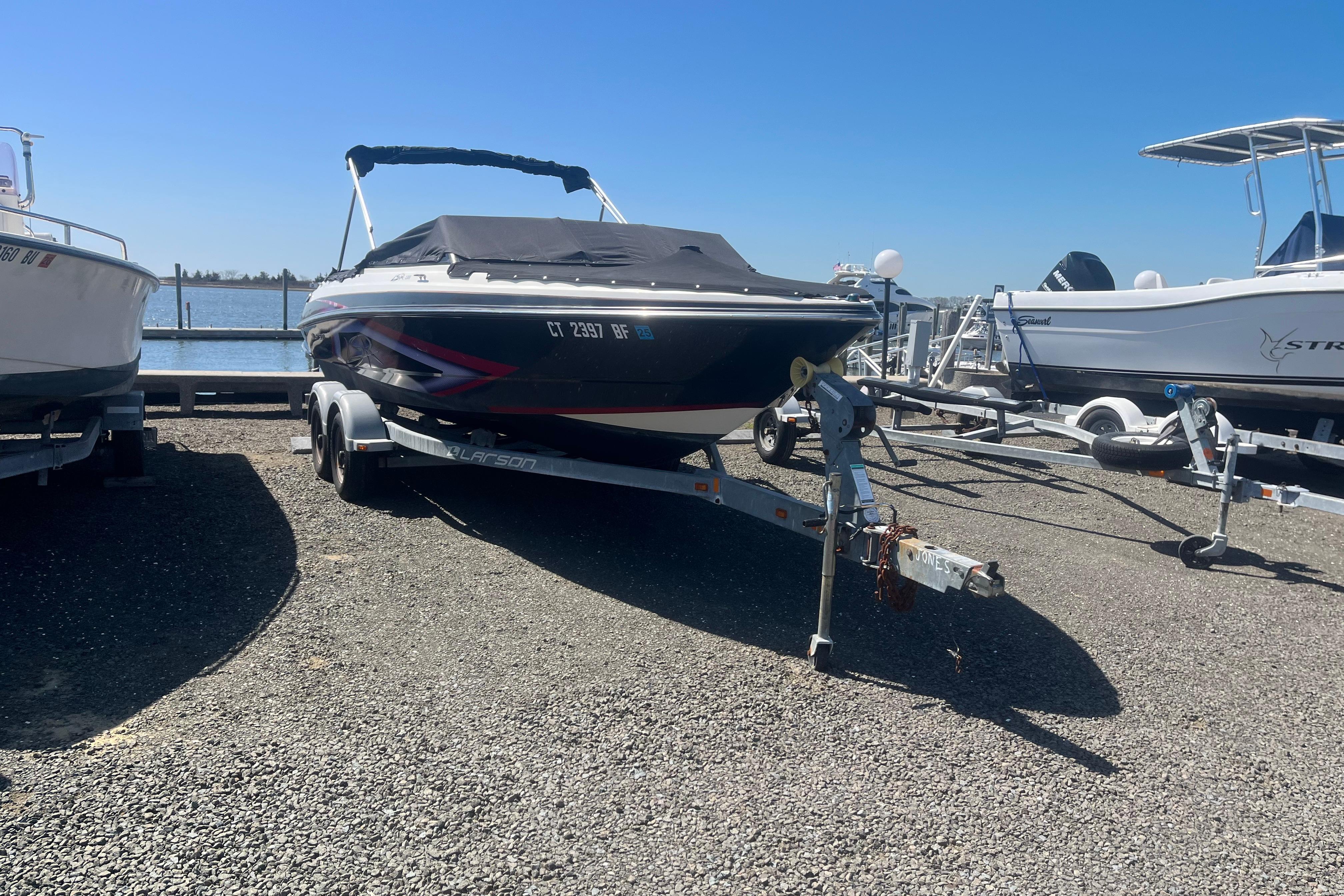 2013 Larson LSR 2300 I/O