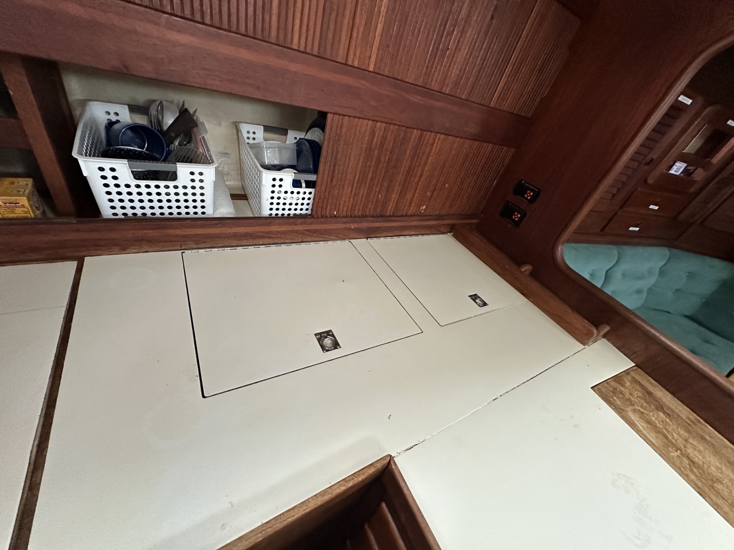 1991 Sabre 425 - Image 134