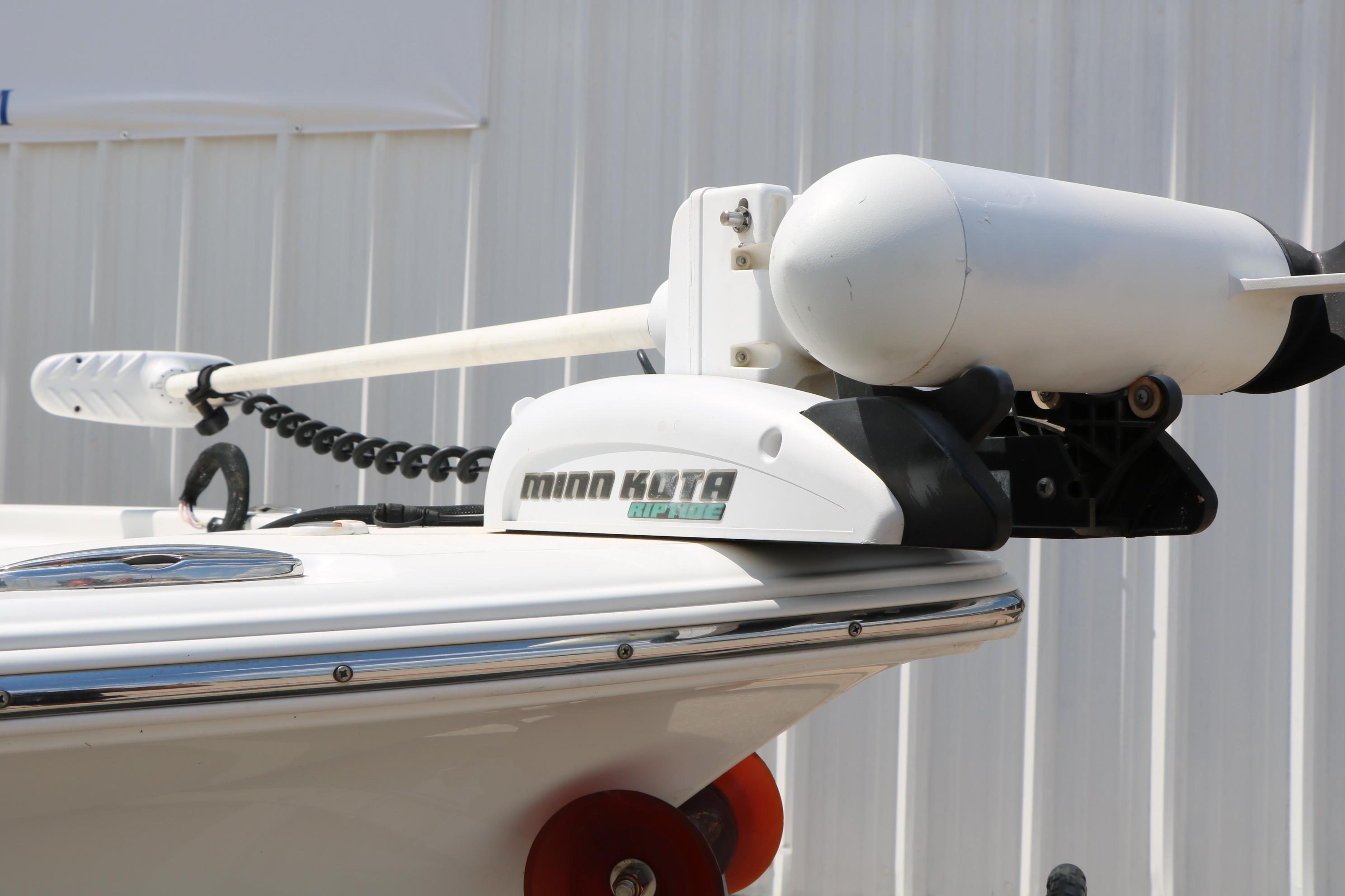 2015 Sea Hunt BX 22 BR boat with Minn Kota trolling motor attached.