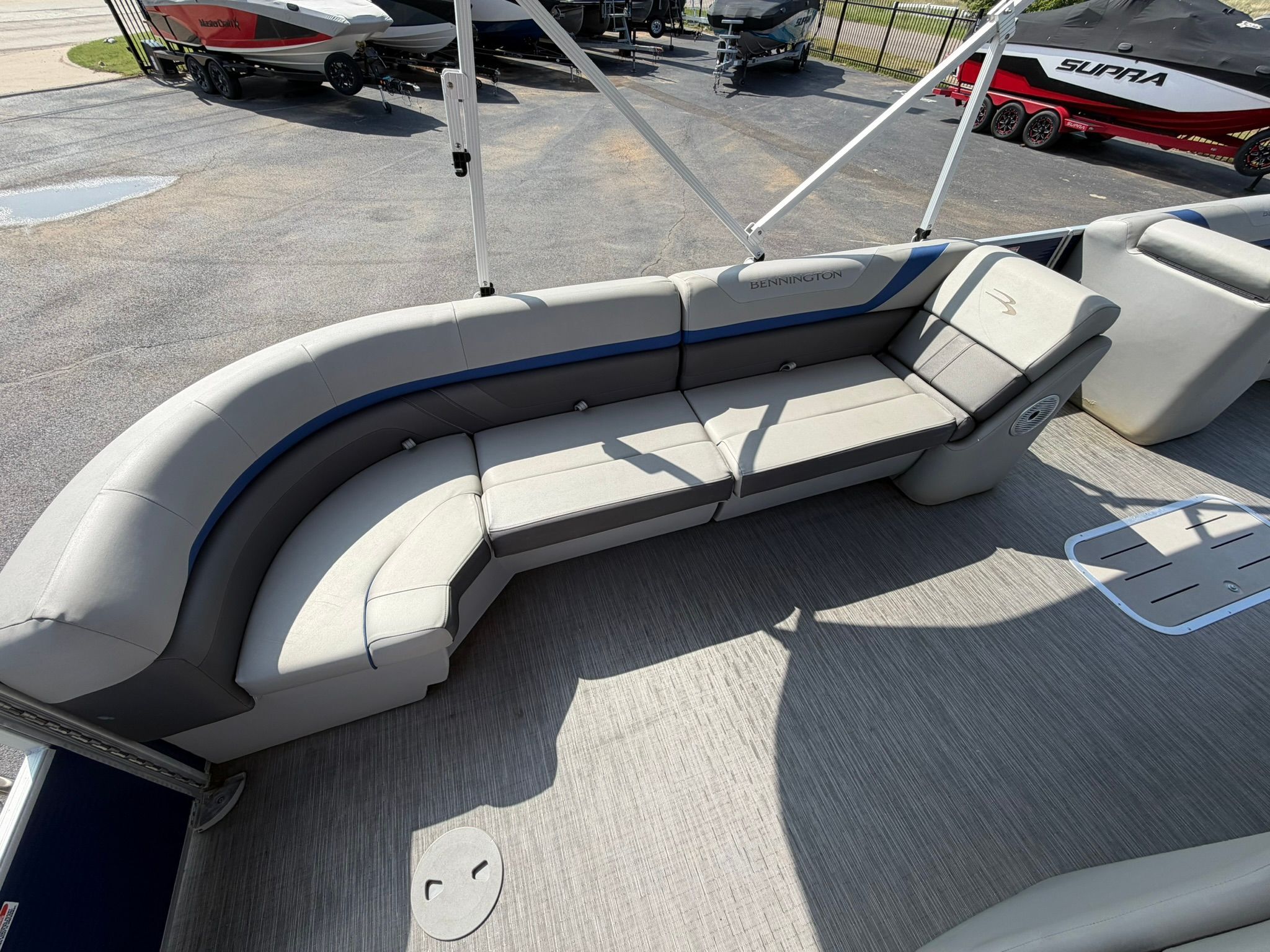 2022 BENNINGTON 22 SXSRC - Image 14