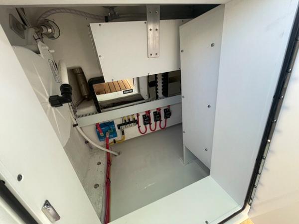 2026 Mag Bay 43 Center Console - 104