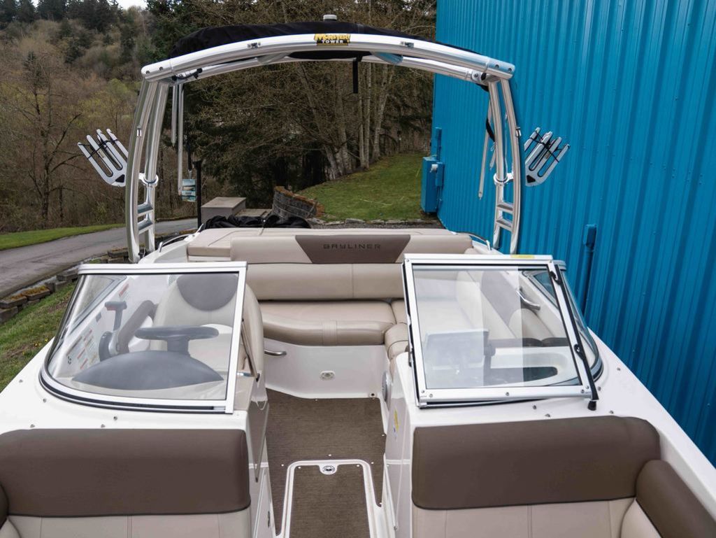 2015 Bayliner 195 DB - 11
