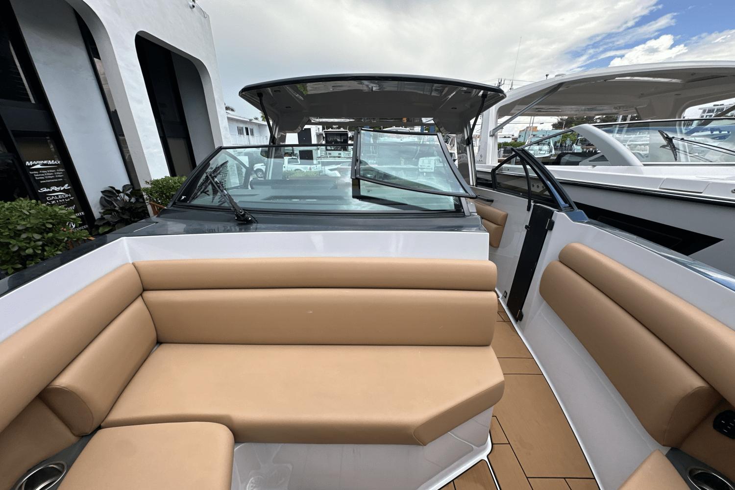 2024 Aviara AV36 OB - 22