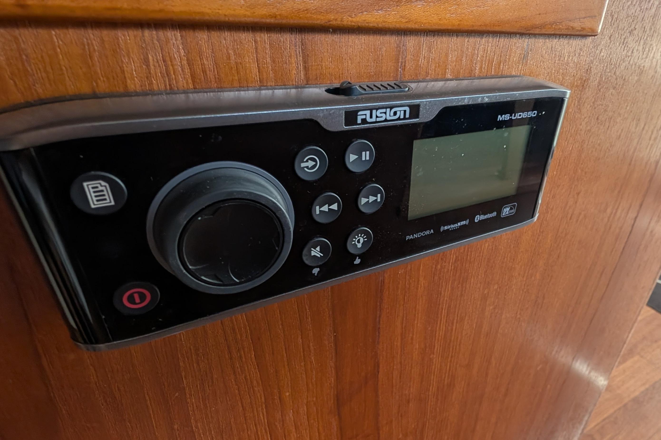 Fusion MS-UD650 stereo system on a 1998 Markley 46 boat interior.