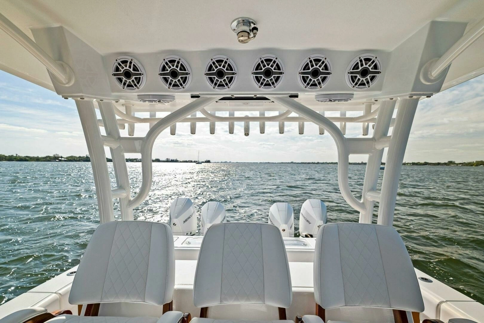 2022 Barker Boatworks 40 HPC - Image 11