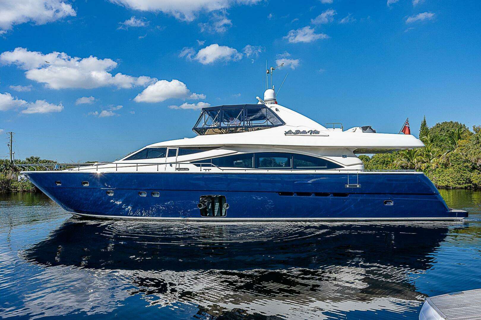 2006 Ferretti Yachts 830 - Image 9