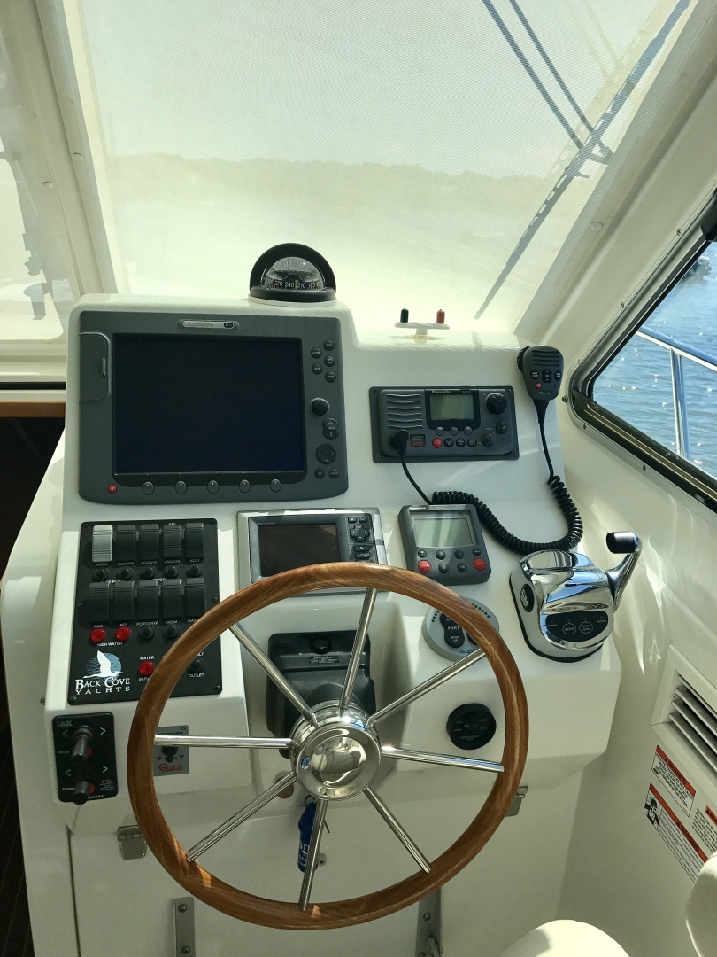 2008 Back Cove 33 - Image 16