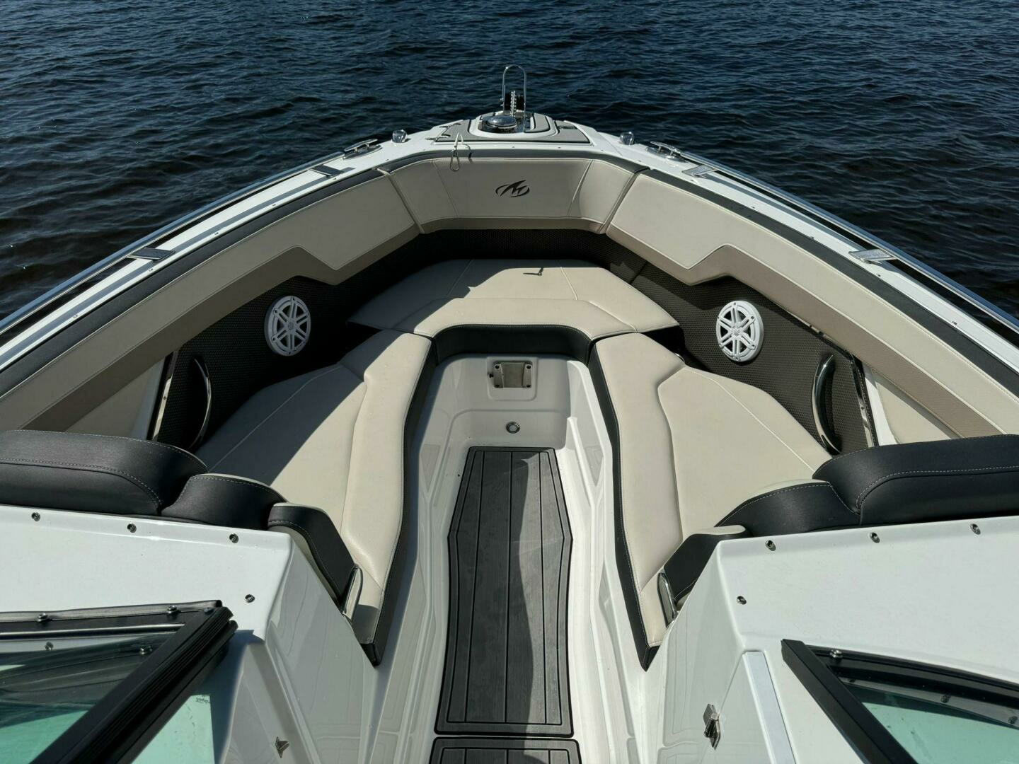 2022 Monterey 278 SS - Image 14