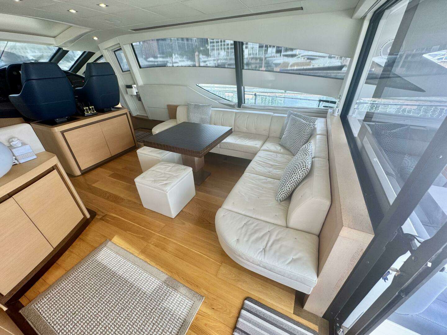 2008 Pershing 72 - Image 4