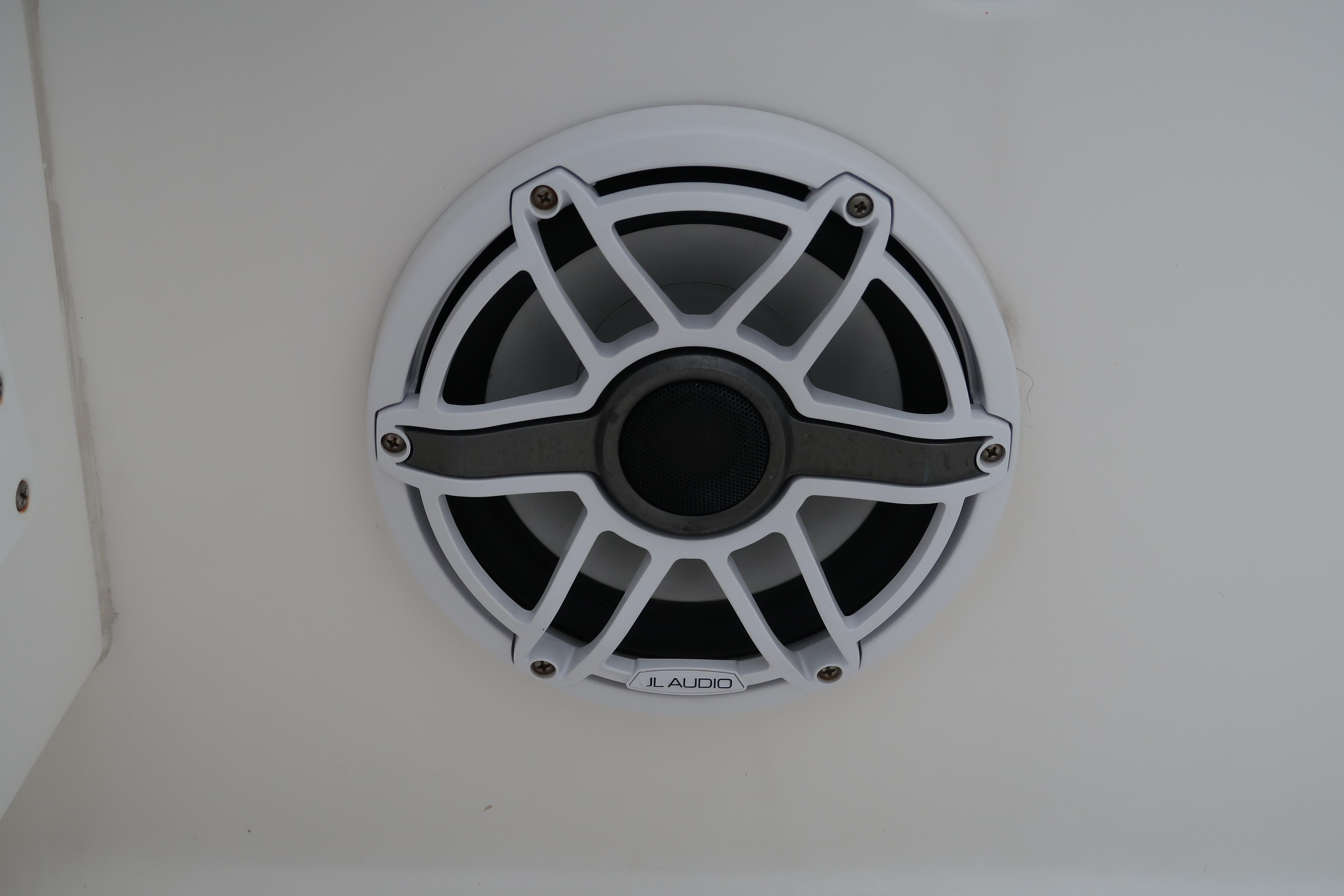 Marine speaker on a 2016 Invincible 42 Open Fisherman boat.
