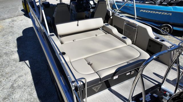 2026 Tahoe Cascade - 23 FT VRB - 10