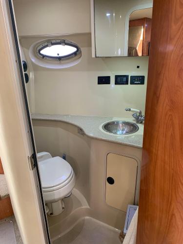 2006 Cruisers Yachts 320 Express - 35