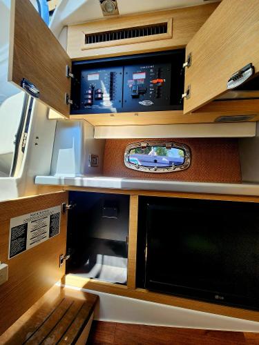 2014 Chaparral 327 SSX - 34