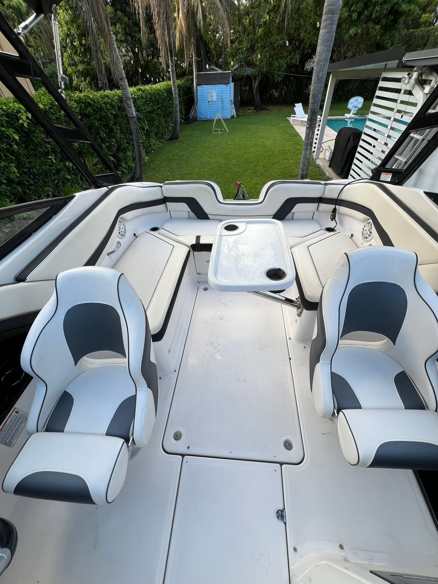 2016 Yamaha Boats AR240 - 38