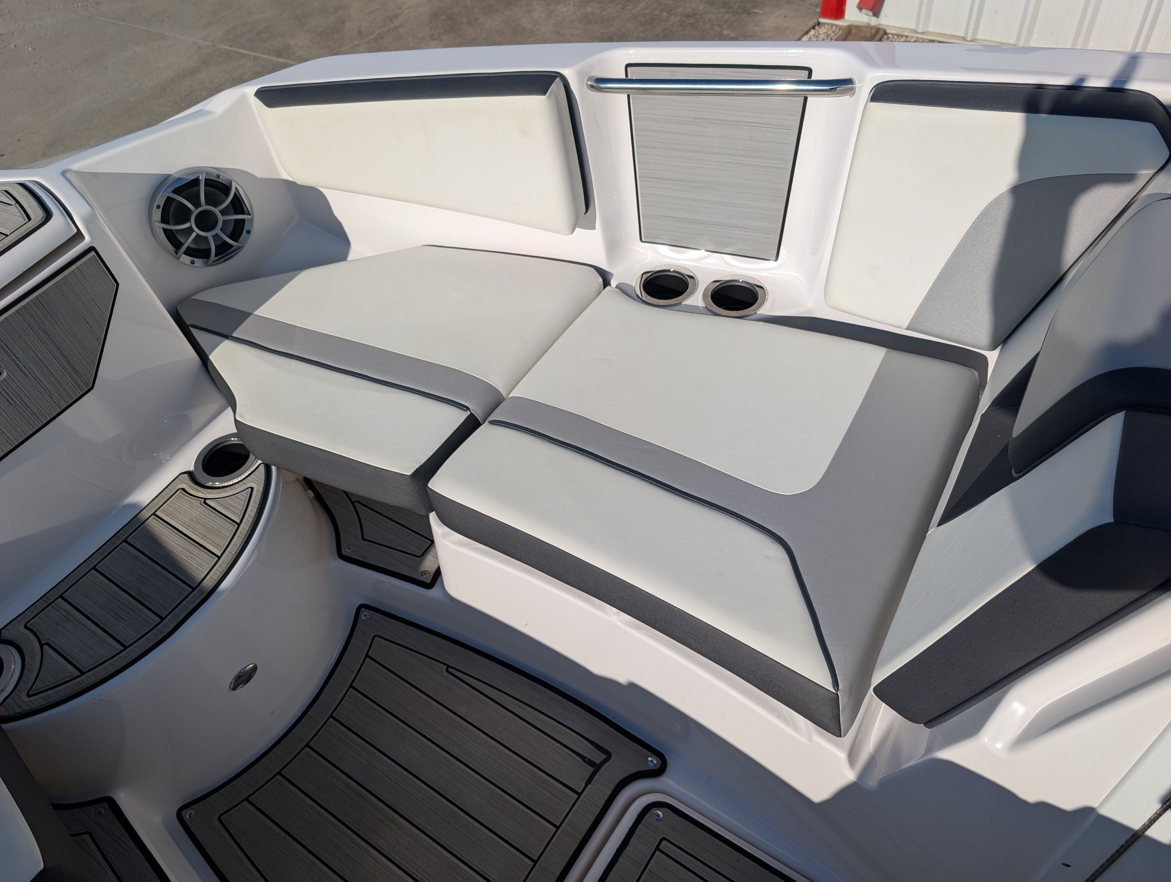 2023 YAMAHA 222 SE - Image 15