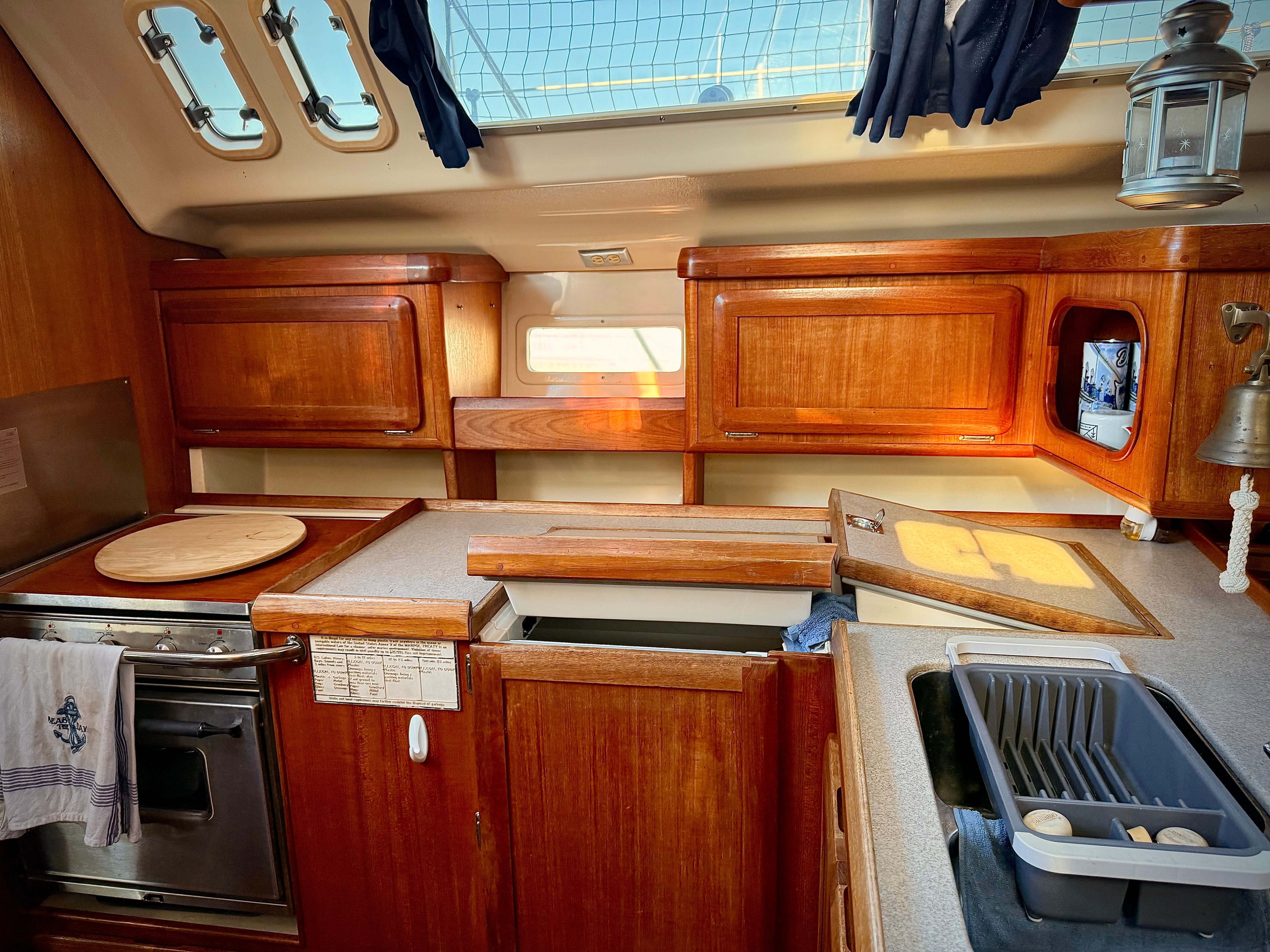 1993 Hunter Legend 40.5 - 30