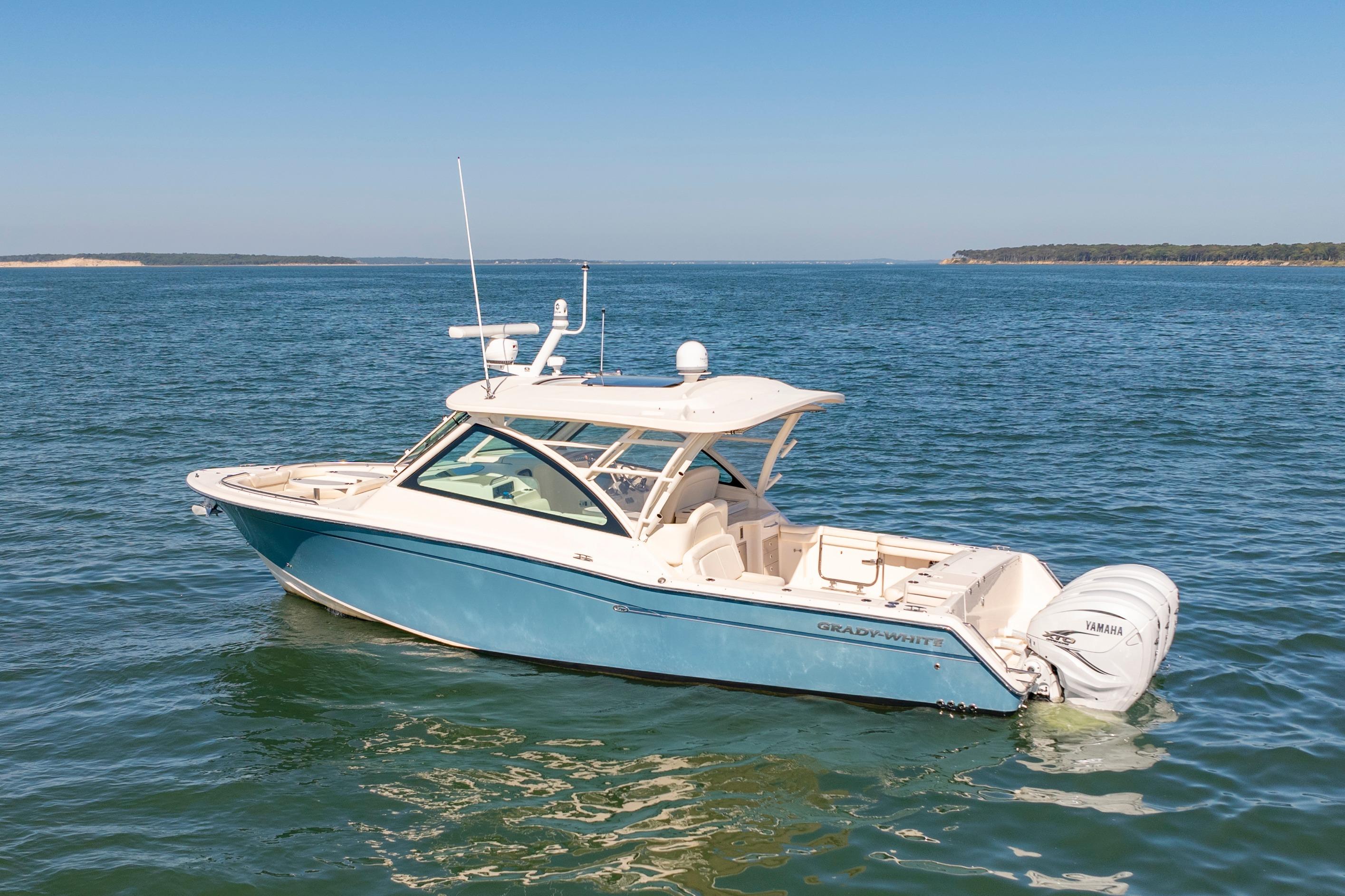 2019 Grady-White Freedom 375