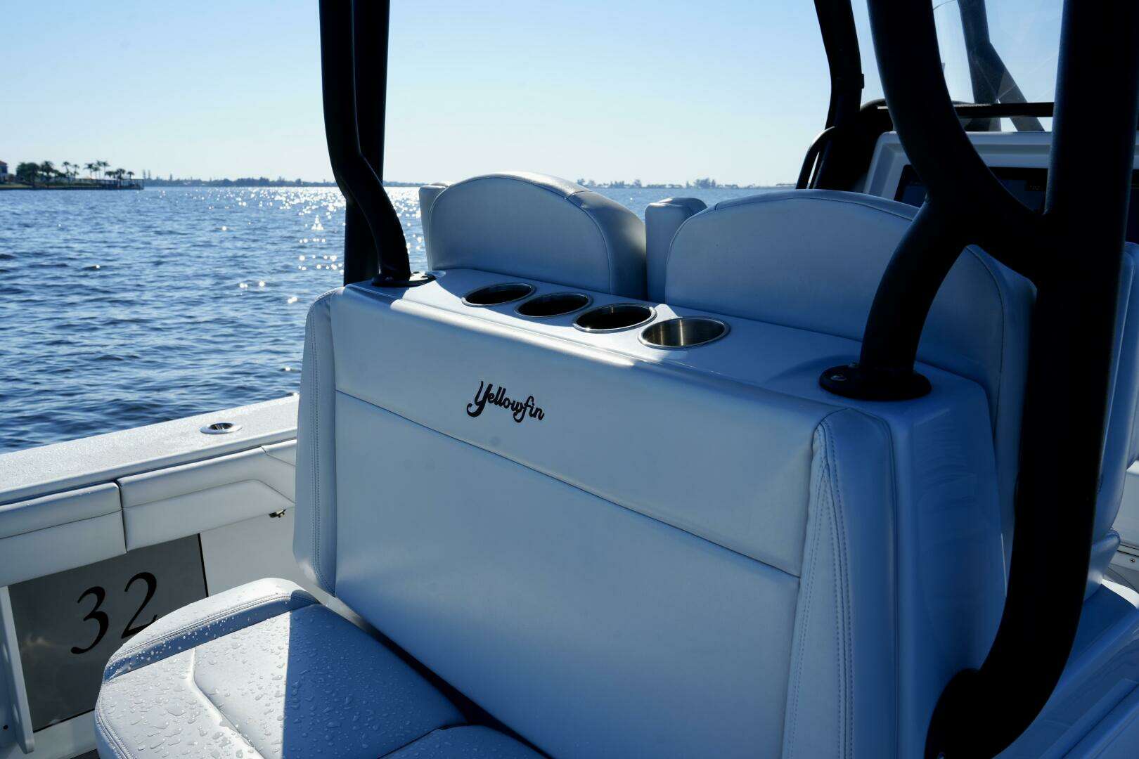 2023 Yellowfin 32 Offshore - Image 27