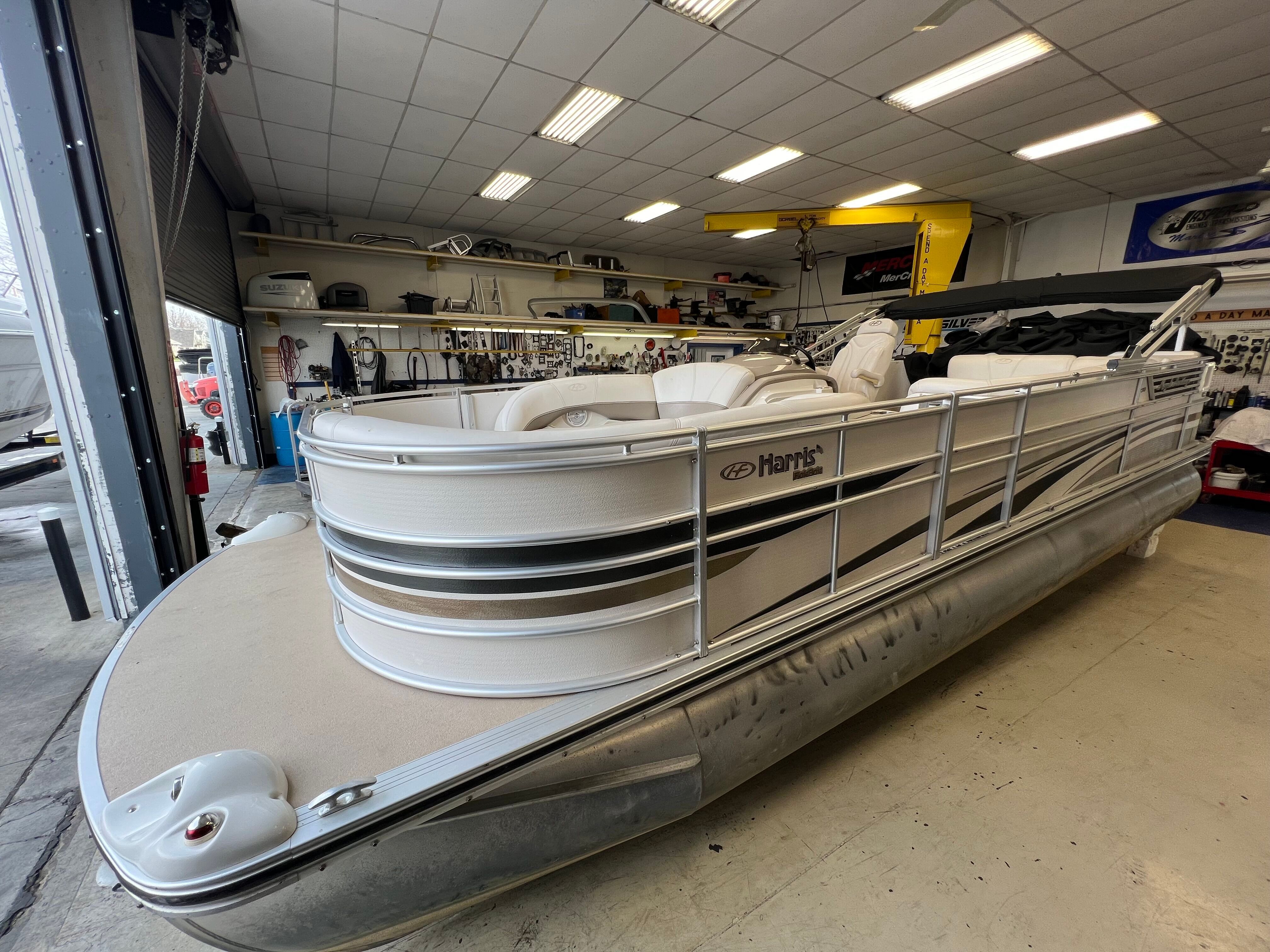 2007 HARRIS 230 ROYAL HERITAGE - Image 2