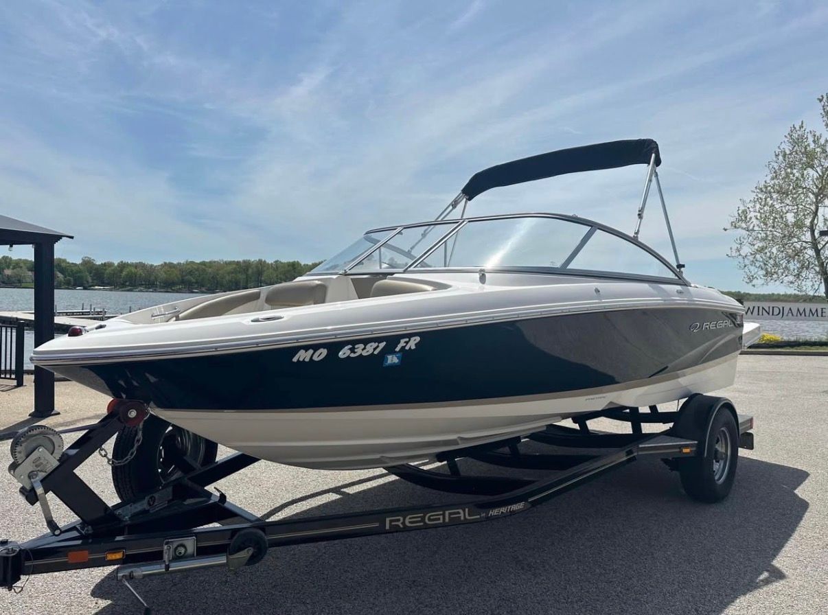 2011 Regal 1900 ES Bowrider - 6