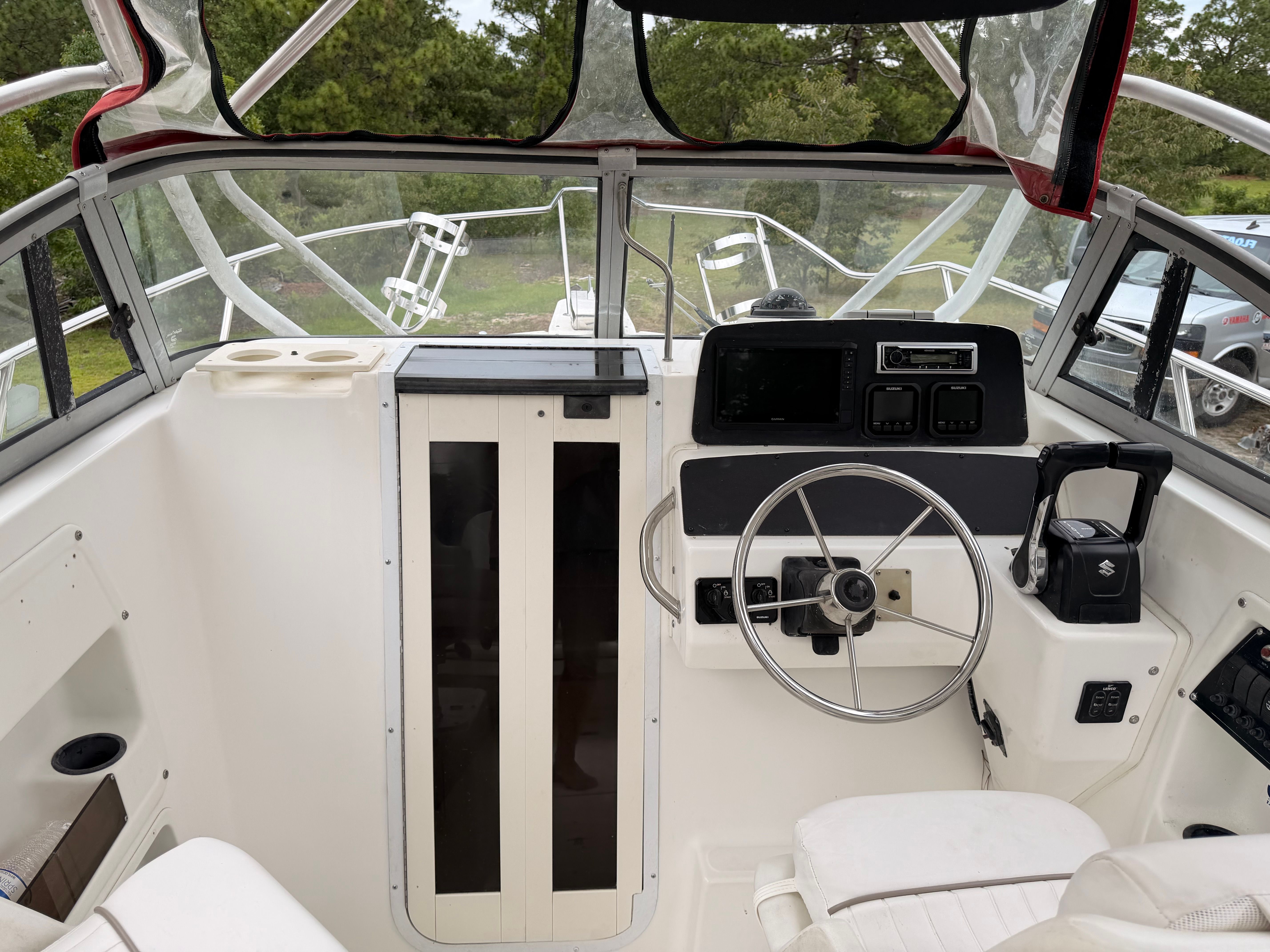 2001 Boston Whaler 23 Conquest - 4