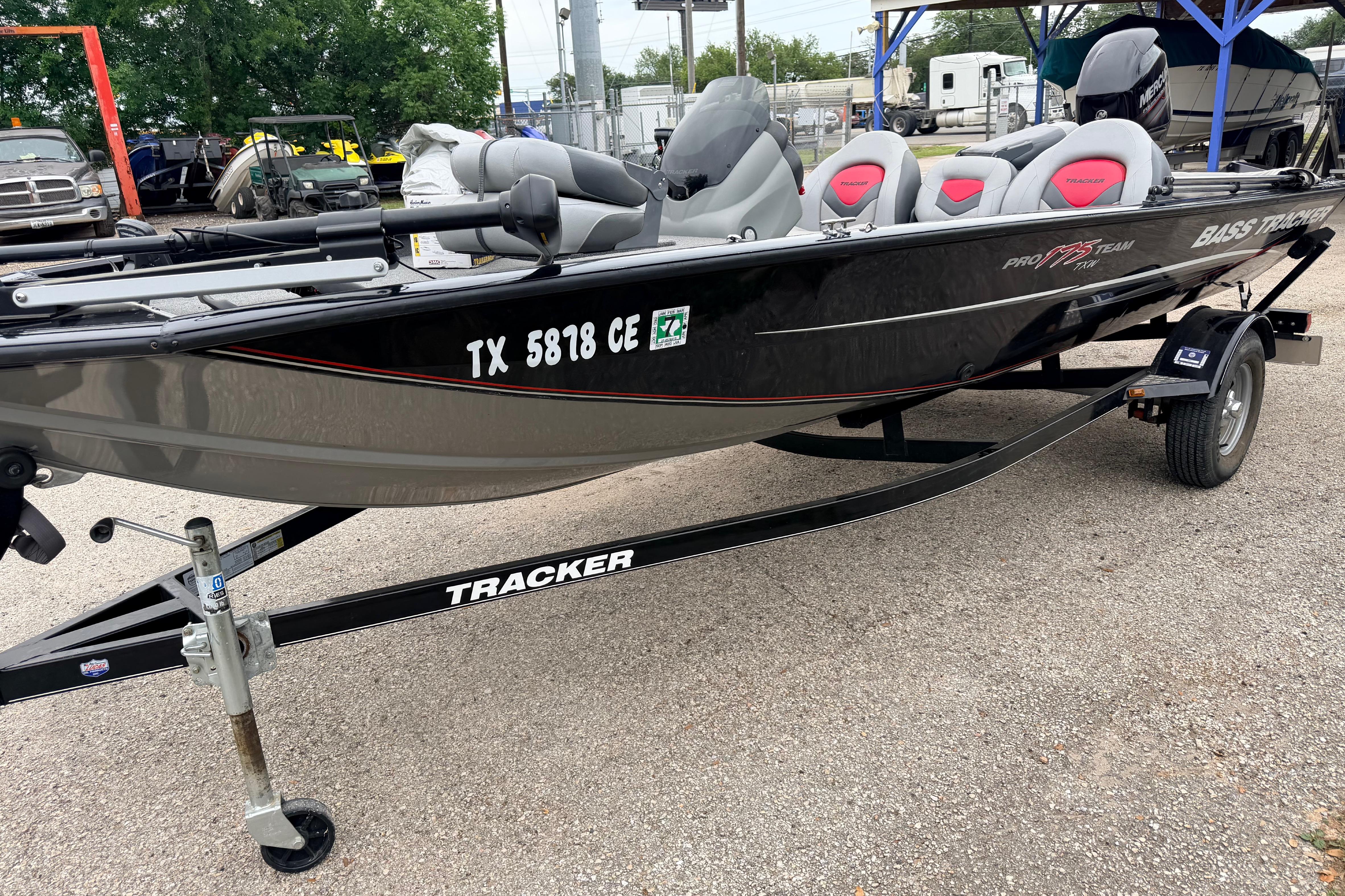 2014 Tracker Pro Team 175 TXW