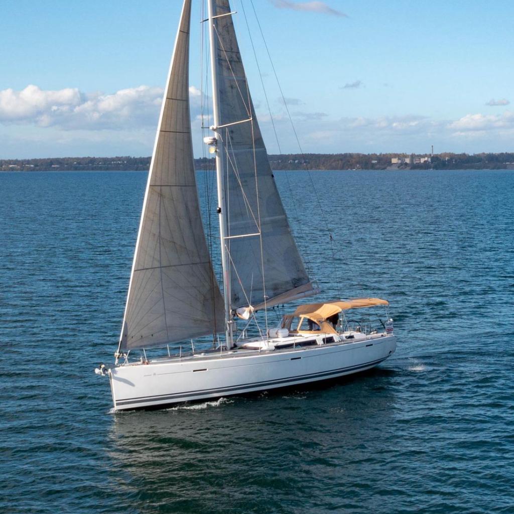 2011 Dufour 525 Grand Large