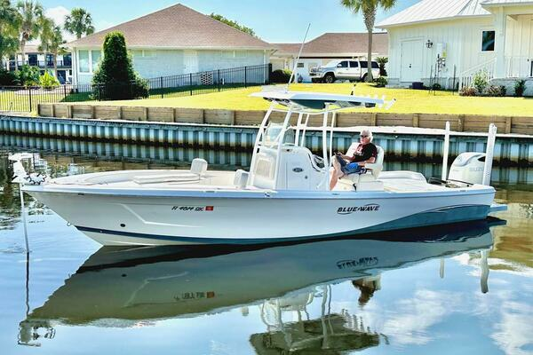 2020 Blue Wave 2800 Pure Hybrid