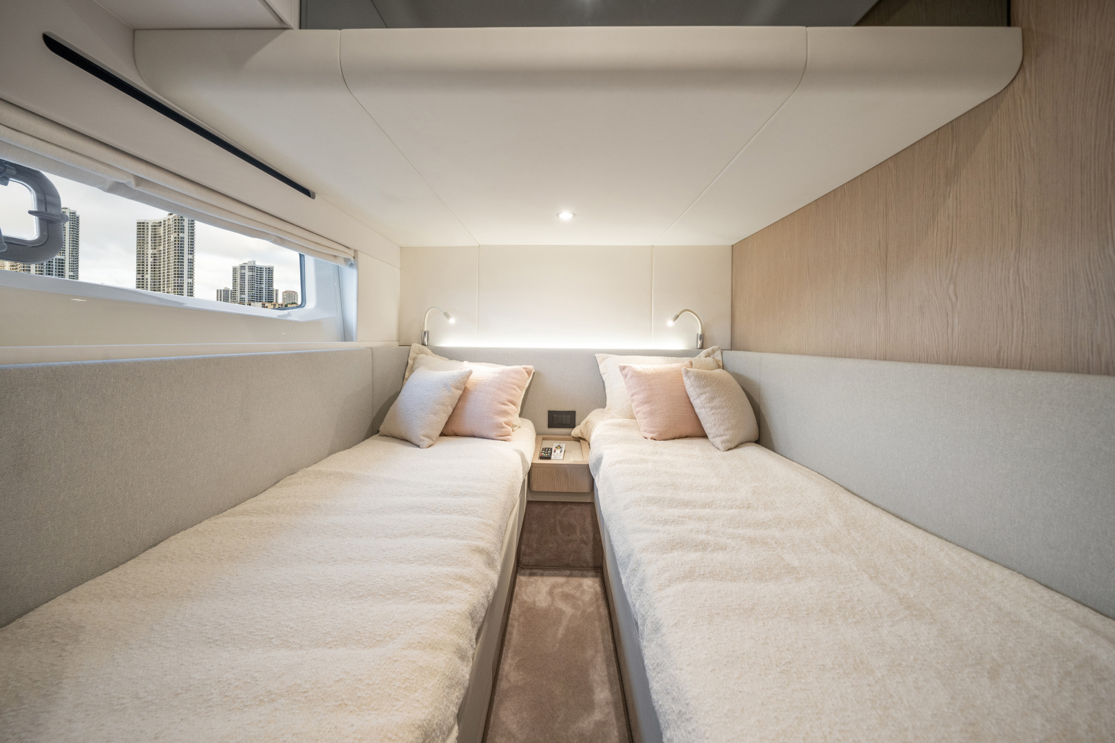 2023 Azimut 53 FLY - Image 16