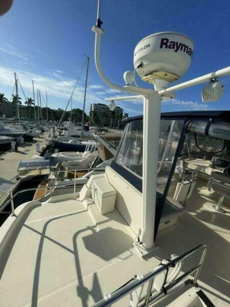 2005 Mainship — - Image 13