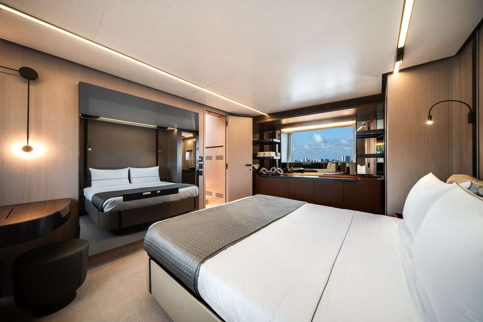 2026 Azimut S8 - Image 46