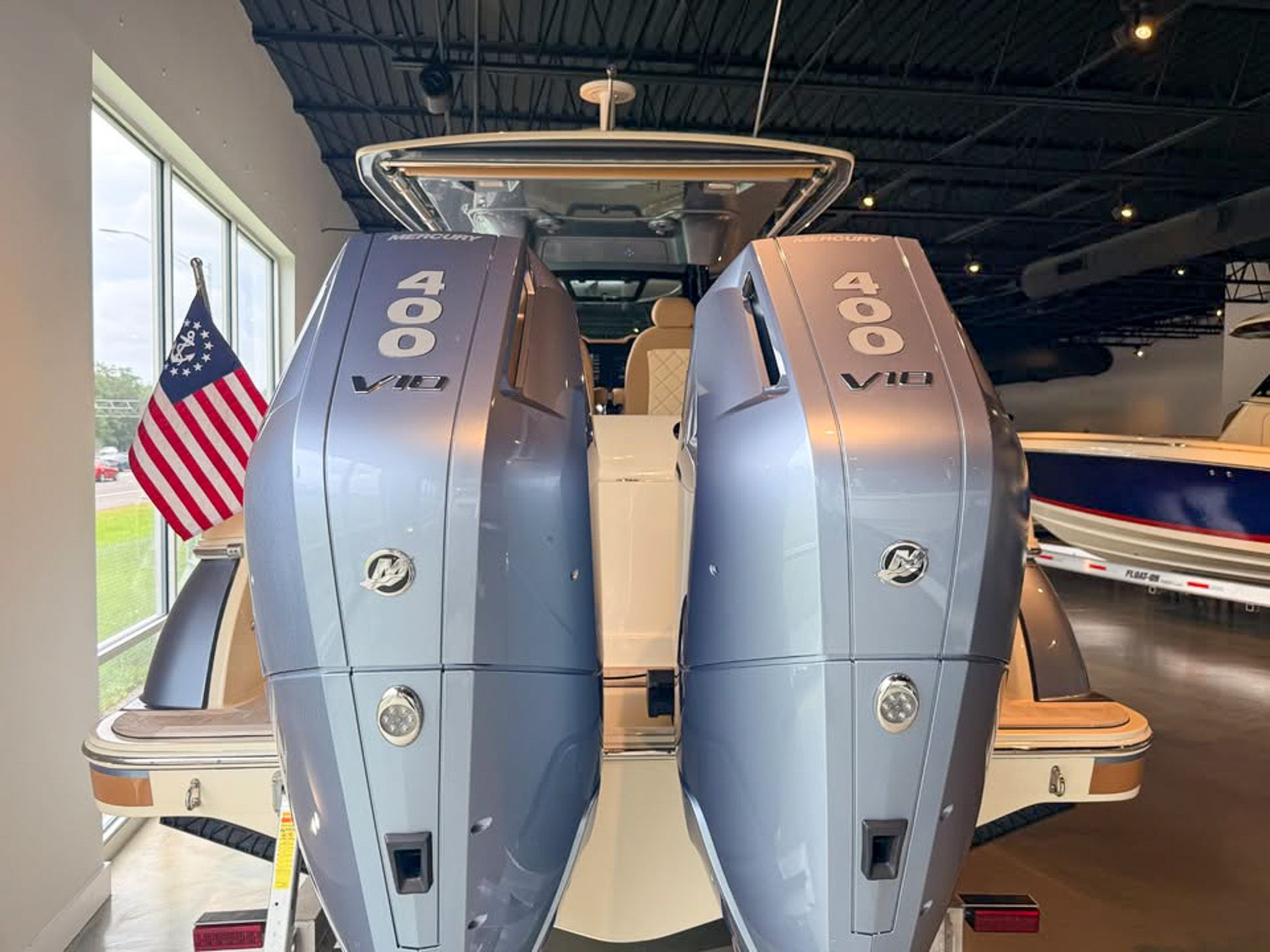 2024 Chris-Craft Catalina 30 Heritage Edition - 4