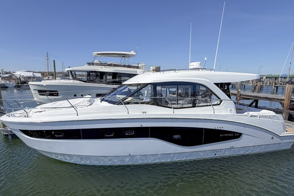 2026 Beneteau Antares 12 Coupe
