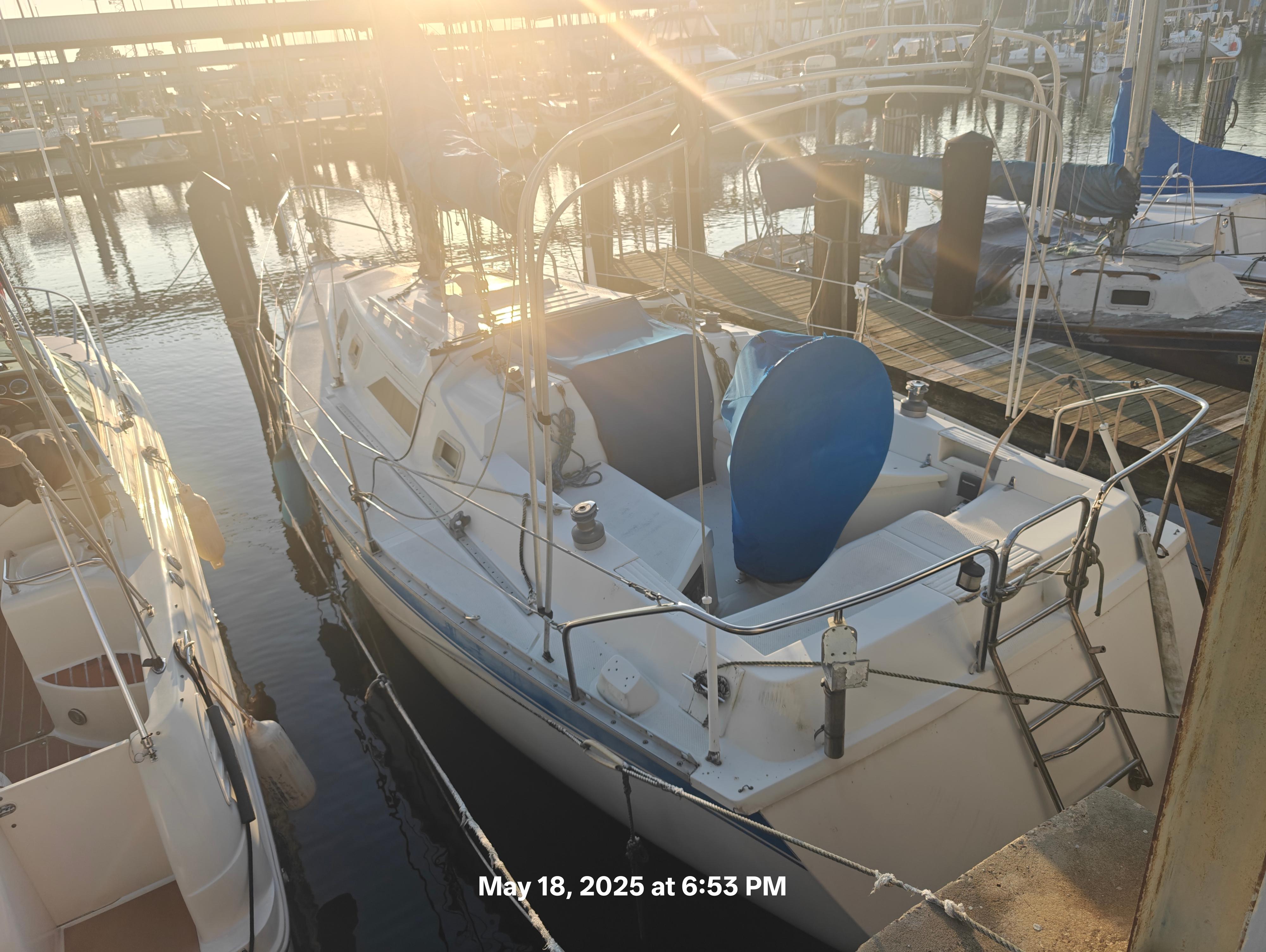 1984 Hunter 31 - 3