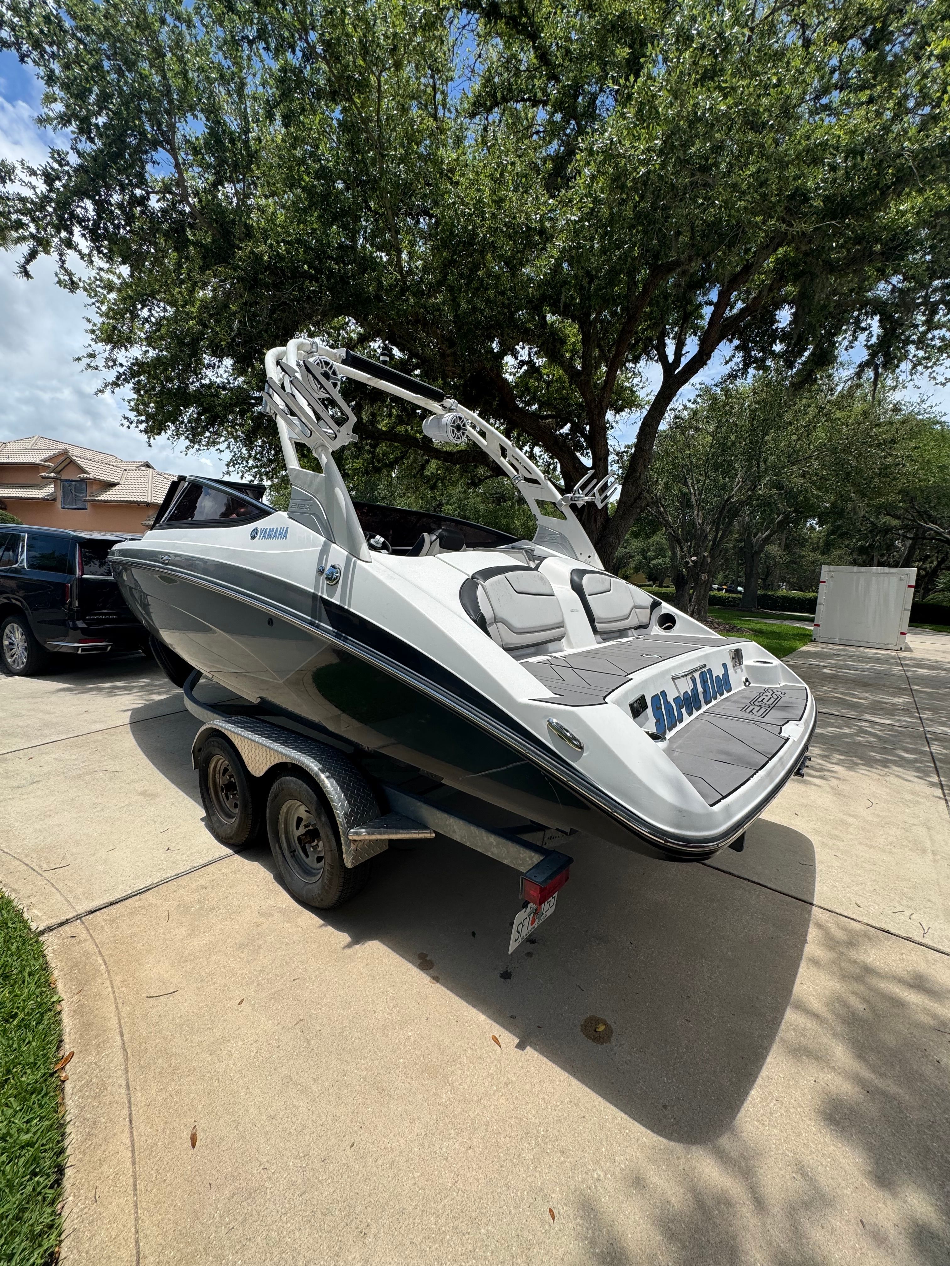 2019 Yamaha Boats 212X - 3