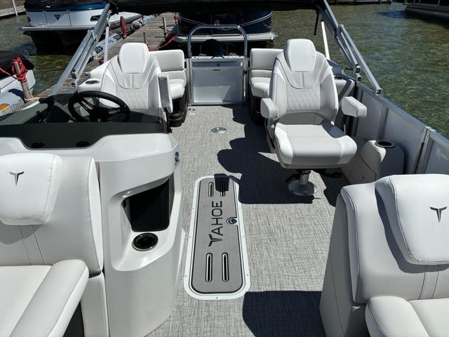 2026 Tahoe 2185 LTZ Quad Lounger - 20
