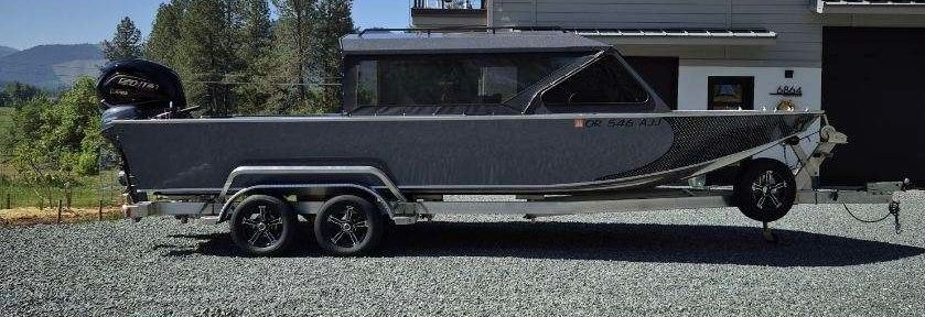 2025 Custom 24 - 9